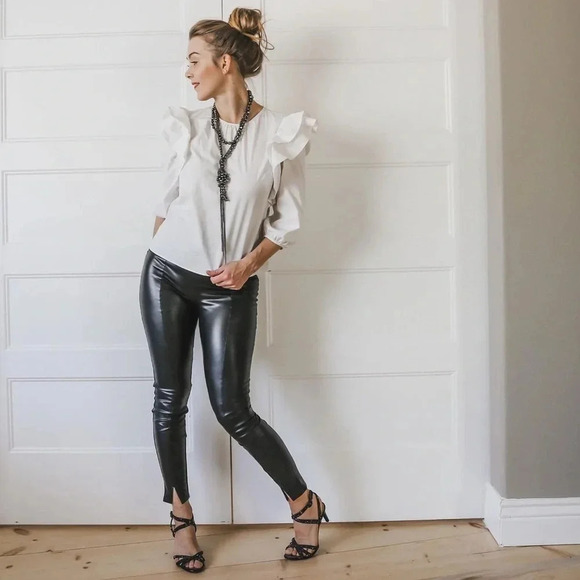Faux leather leggings - Picture 8 of 15